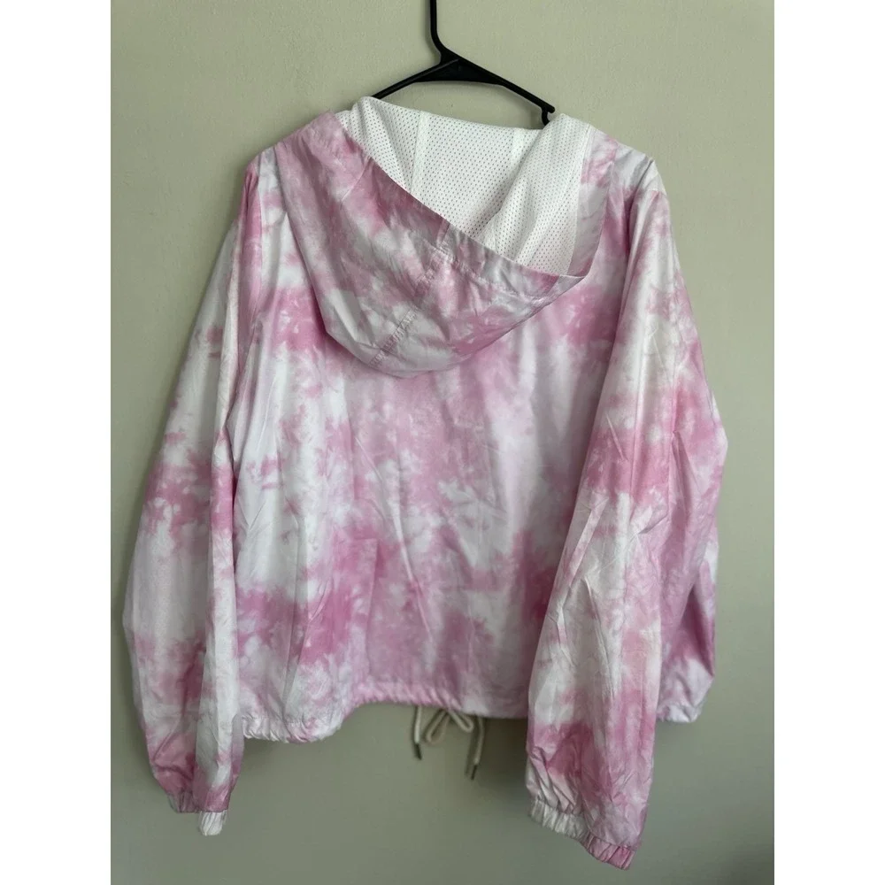 Forever 21 sleeves hooded